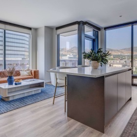 Kitchen/Living Kitchen/Living